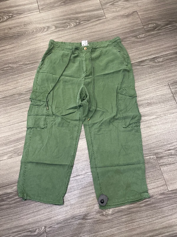 Pants Cargo & Utility By Universal Thread In Green, Size: M