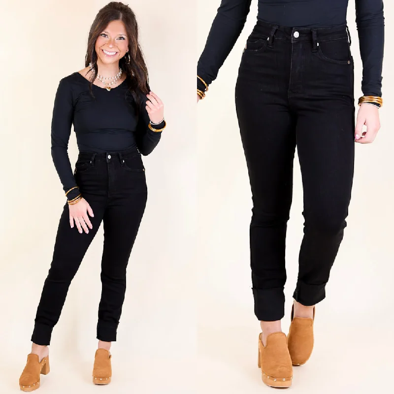 Judy Blue | Versatile Vibes High Waisted Tummy Control Skinny Jeans with Shield Pockets in Black