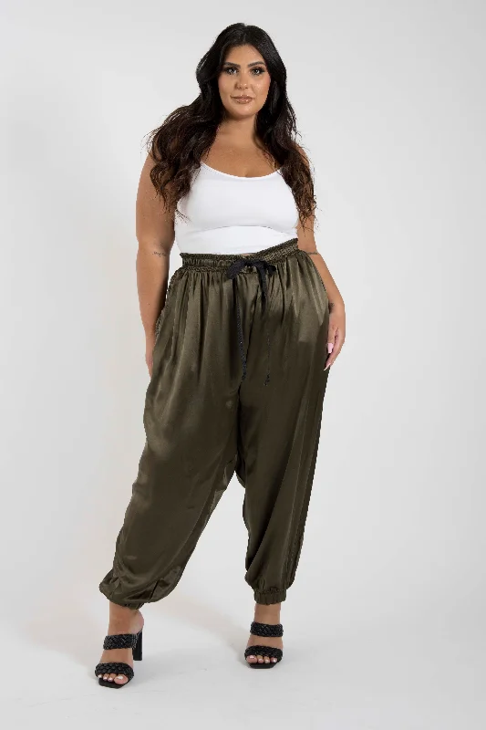 The Wardrobe Hero - Italian Silk Jogger Pant in Moss