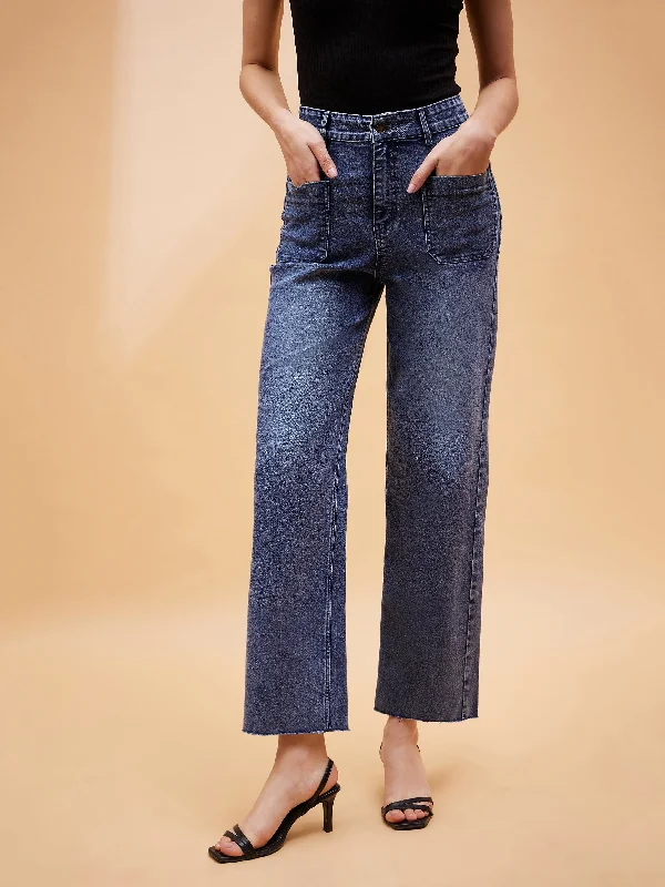 Women Blue Patched Pocket Mid Rise Jeans